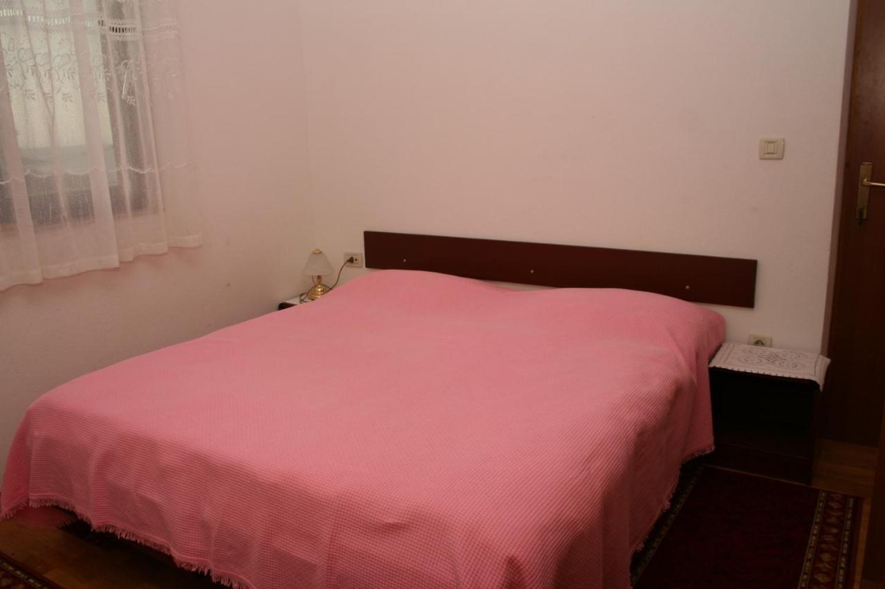 Apartments And Rooms By The Sea Sutivan, Brac - 2943 Extérieur photo