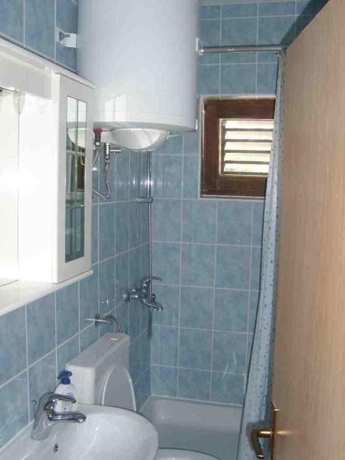 Apartments And Rooms By The Sea Sutivan, Brac - 2943 Extérieur photo